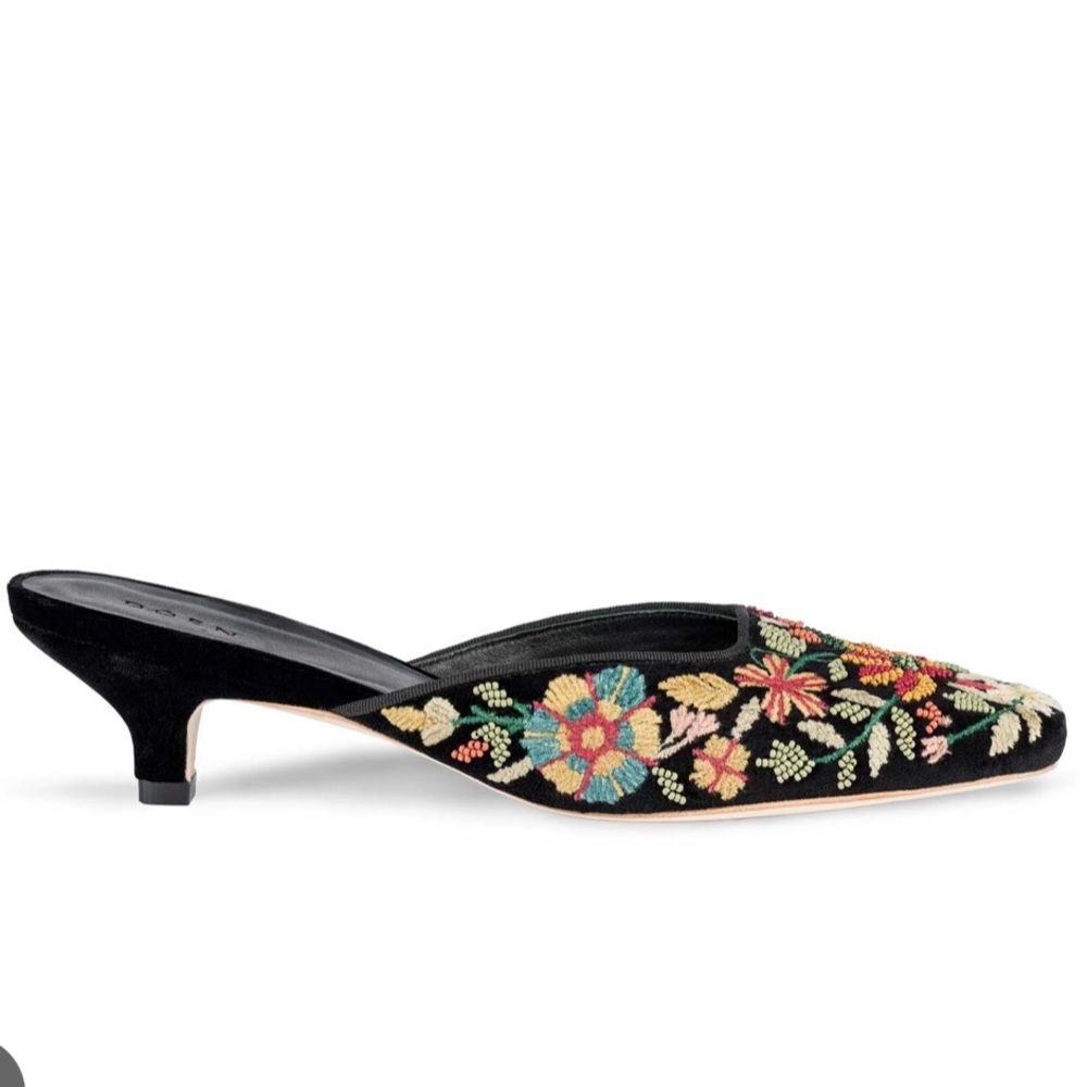 ISO - Doen Asher Mule - Jardin De Versailles size 7.5
